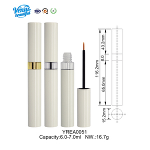 Contenitore in alluminio dorato di lusso per eyeliner e siero ciglia, con etichettatura, ideale anche per olio per unghie - Product Image 3