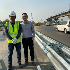 Garde-corps d'autoroute de qualité supérieure, au Vietnam, - Product Image 1