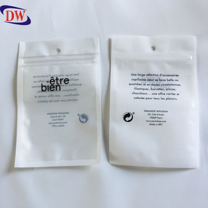 Sachet plastique refermable en PP recyclable avec fenêtre transparente frontale et fermeture éclair, idéal pour accessoires capillaires et emballage carton - Product Image 2