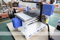 Routeur CNC à axe rotatif passe-temps bureau Mini 6090 routeur CNC 4 axes 3d sculpture sur bois pour la maison et les affaires