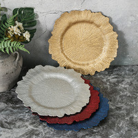 Assiettes en plastique jetables et réutilisables élégantes de 13 pouces, sous-assiettes argentées pour les buffets de mariage, les événements formels, empilables et durables