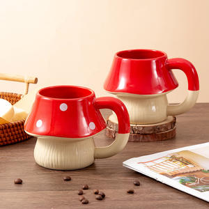 Tasse en céramique de Chaozhou en forme de champignon rouge 428 ml avec poignée pour cadeaux, tasse individuelle - Product Image 4