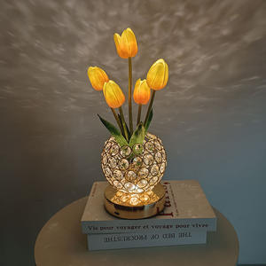Regalo Creativo de Navidad, Lámpara Nocturna de Flores Artificiales, Maceta de Tulipanes LED, Decoración de Ambiente Floral de Año Nuevo, Lámpara de <span class=keywords><strong>Mesa</strong></span> de Regalo - Product Image 6