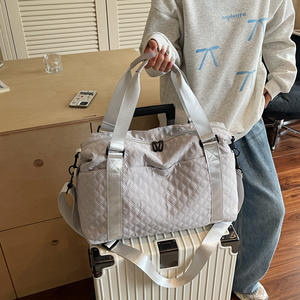 Bolsa de Gimnasio Minimalista con Cierre, Ligera, de Gran Capacidad, con Separación para Seco y Húmedo, Impermeable, para Deportes al Aire Libre, Yoga, de Mano - Product Image 2