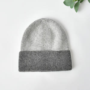 <span class=keywords><strong>Bonnet</strong></span> en tricot d'hiver multicolore pour femmes, <span class=keywords><strong>bonnet</strong></span> de ski unisexe en laine avec <span class=keywords><strong>pompon</strong></span> en fourrure, vente en gros - Product Image 3