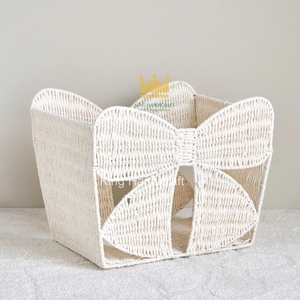 Panier en osier tressé en forme d'arc du Vietnam, blanc, esthétique, pour rangement et décoration domestique - Product Image 2