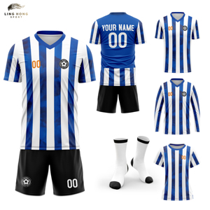 Maillots <span class=keywords><strong>de</strong></span> football d'été respirants avec logo personnalisé, 100% polyester, unisexe, grande taille, col en V, 220g, imprimés, manches courtes - Product Image 1
