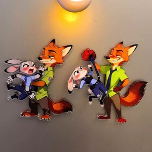 แม่เหล็กติดตู้เย็นซูโทเปีย นิคและจูดี้อะคริลิคตกแต่งรูปทรงไม่สม่ำเสมอของขวัญวันเกิด - Product Image 2