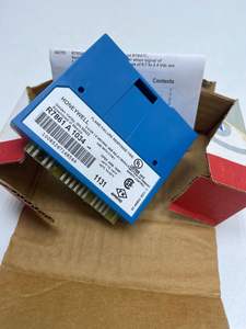 Nuevo en caja R7861A1034 Controlador de combustión Amplificador de señal de llama R7861A1034 - Product Image 5