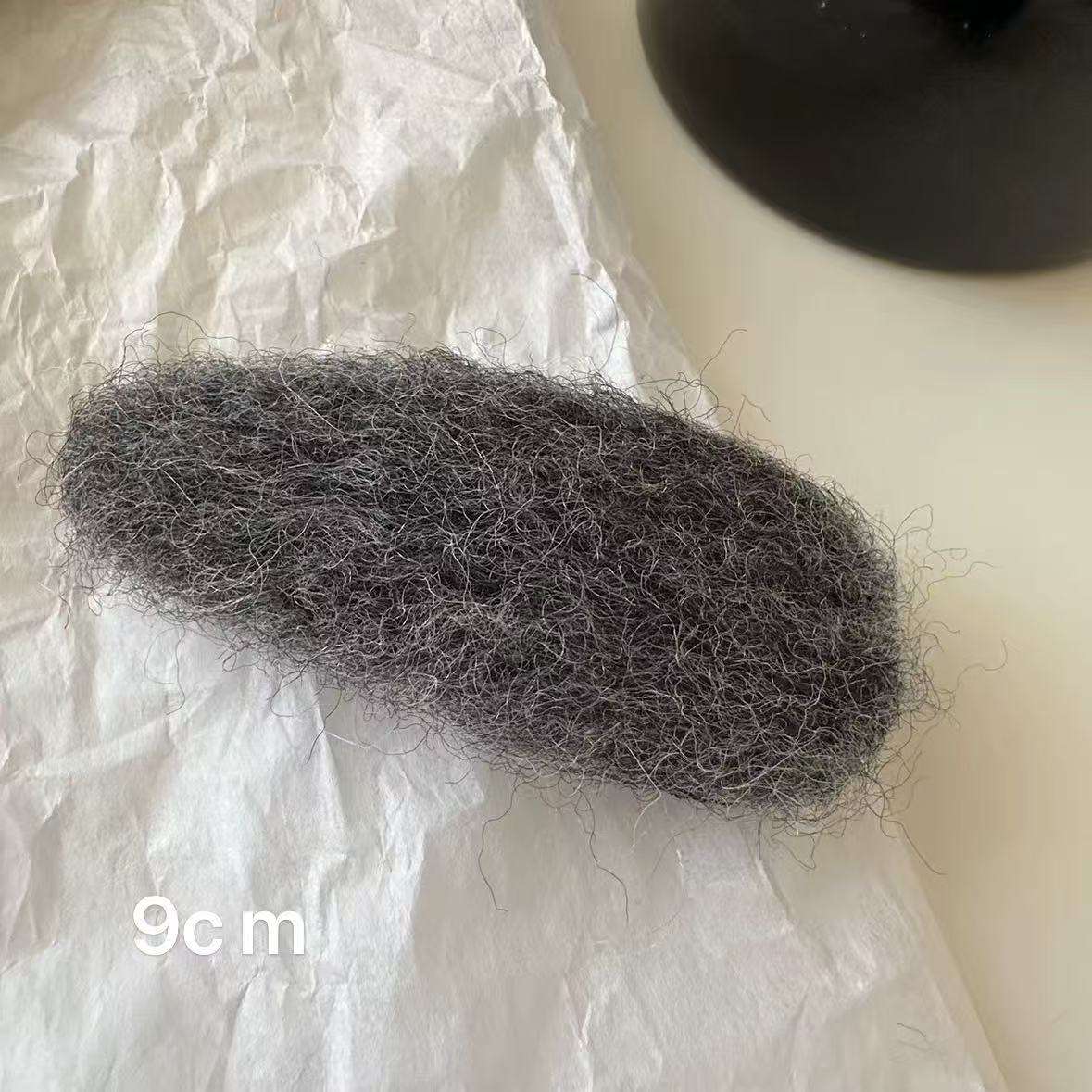 สีเทาเข้ม