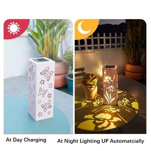 Portátil impermeable Ip65 <span class=keywords><strong>Solar</strong></span> Led mariposa Rosa flor proyección jardín lámpara colgante linterna para paisaje al aire libre - Product Image 4