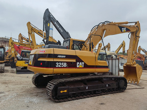 Excavadora de cadenas 325BL usada, en buen estado, pocas horas de trabajo, motor y bomba de alta eficiencia - Product Image 6