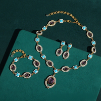 Bracelet vintage ovale en améthyste et turquoise, émail blanc, color-block, unique, polyvalent et haut de gamme