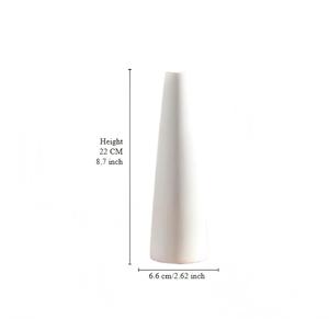 Jarrón de Cerámica de Porcelana Blanca Mate Contemporáneo de Alta Calidad, Hecho a Mano, para Decoración de Arte Minimalista para el Hogar - Product Image 5