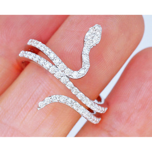 Anello di Diamanti F132 in Oro Bianco, Taglio Brillante Rotondo, Colore D Naturale, Gioiello di Lusso per Fidanzamento Femminile - Product Image 6