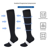 Chaussettes de sport de compression montantes respirantes anti-transpiration en nylon rayées professionnelles pour la course, protection et soulagement pour jeunes
