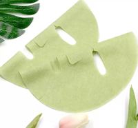 Feuille de masquage sèche jetable pour le visage au thé vert Masque facial de soins de la peau de beauté naturelle avec fonction de blanchiment Fabriqué en matériau de qualité supérieure