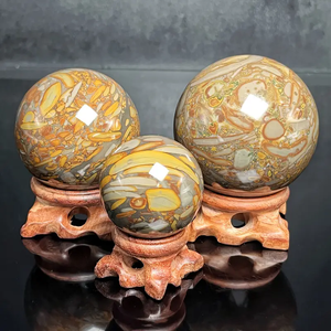 งานฝีมือคริสตัลคุณภาพสูง รูปทรงใบไผ่สีเขียว ขัดเงา หินบำบัดสำหรับการทำสมาธิ ของตกแต่งบ้าน เสริมฮวงจุ้ย ของขวัญมงคล - Product Image 6