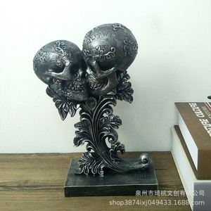 Bougeoir en résine en forme de cœur pour couple de crânes, décoration d'Halloween, cadeau personnalisé pour intérieur - Product Image 1