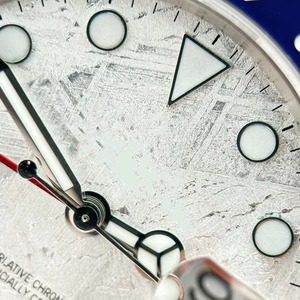 Montre mécanique étanche de qualité supérieure, mouvement 40 mm V4, cadran en météorite véritable, fabrication d'usine dorée - Product Image 3
