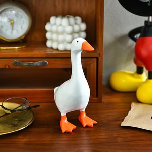 Statuette magnétique créative en résine, motif canard pastoral transfrontalier, pour attirer clés de voiture, ciseaux et autres objets en fer - Product Image 1
