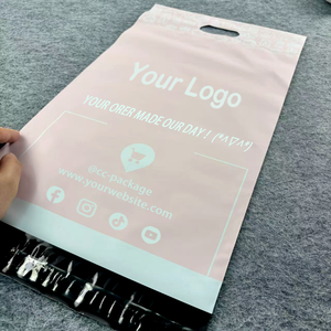 Bolsa de embalaje de mensajería Compostable Post personalizado Logística <span class=keywords><strong>Correo</strong></span> Ropa Embalaje Plástico Envío de <span class=keywords><strong>correo</strong></span> Poly Mailer con asa - Product Image 2