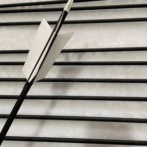 Flechas de Carbono de 12 Ramas con Deflexión de 500, y la Cola se Puede Convertir en Varillas de Flecha Multicolores - Product Image 5