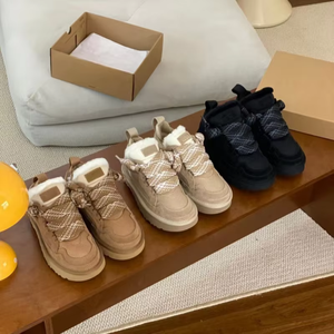 Sepatu bot wanita Eropa, sepatu bot salju UG kualitas tinggi, musim dingin, atasan asli, peluncuran baru, tahan air dan penambah tinggi, hangat dan termal - Product Image 1