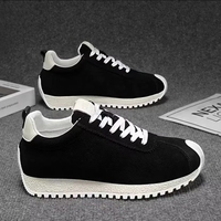Sepatu Kasual Pria Elegan Klasik Italia Berkualitas Tinggi Model Tali Mesh Ringan untuk Jalan Santai Lari Tenis