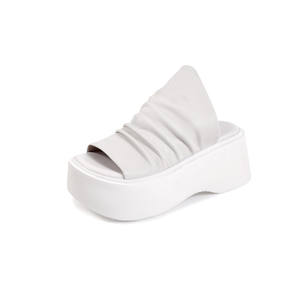 Sandalias de verano para mujer, de suela gruesa, color liso, cómodas, fáciles de poner, con tacón bajo, estilo romano, casual, estilo europeo. - Product Image 2