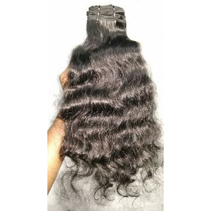 Perruque Naturelle Extra Épaisse en Cheveux Humains, Extensions en Tissage, Vente en Gros, Cheveux Indiens Remy Naturellement Bouclés, Fournisseur d'Inde au Meilleur Prix - Product Image 1