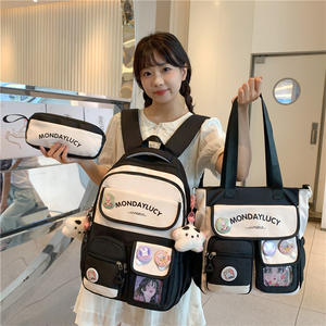 Versione coreana zaino per la scuola media per studenti di sesso <span class=keywords><strong>femminile</strong></span> piccola borsa a cuore fresco per il terzo al sesto anno nuovo arrivo - Product Image 1