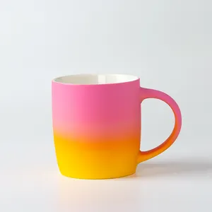 12oz Nettes großes Geschenk benutzer definierte Spray Farbverlauf Farbe wunderschöne Keramik Soft Touch Kaffeetasse