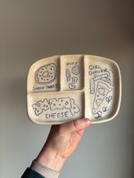 Plateau à déjeuner, dîner et collation avec plusieurs compartiments et sections à motifs décoratifs pour le pain, la salade et plus encore