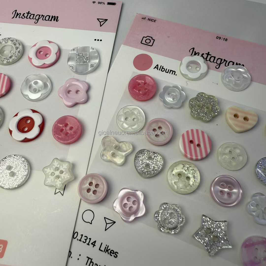 สีขาว