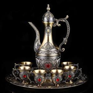 Juegos de vino de metal de estilo europeo, copas de vino blanco para el hogar, tazas pequeñas creativas de alta gama, juego de vino retro - Product Image 5