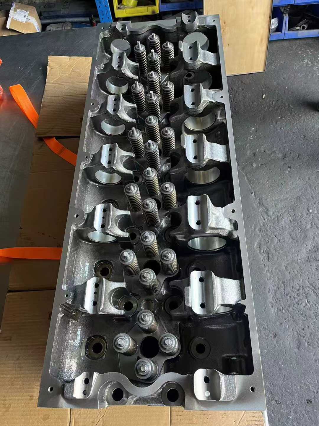 CYLINDER HEAD IVECO STRALIS TRAKKER ASTRA 504235483 ENGINE CURSOR 13 ...