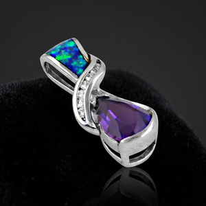 Colgante de plata para mujer con amatista y circonitas cúbicas, diseño intrincado de piedras preciosas, diseño de lazo de la paz, para uso diario, dijes certificados por terceros - Product Image 2