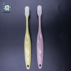 Brosse à dents à poils doux sur mesure pour enfants avec manche en PP Sp-2004 - Product Image 2