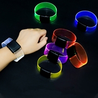 Bracelet magnétique LED personnalisable, matériau ABS écologique, bracelet lumineux imprimé numériquement, logo personnalisé, promotionnel