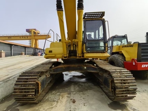 KOMATSU PC450-8 la pelle hydraulique puissante de classe de 45 tonnes construite pour l'opérateur lisse résistant de terrassement et d'extraction - Product Image 5