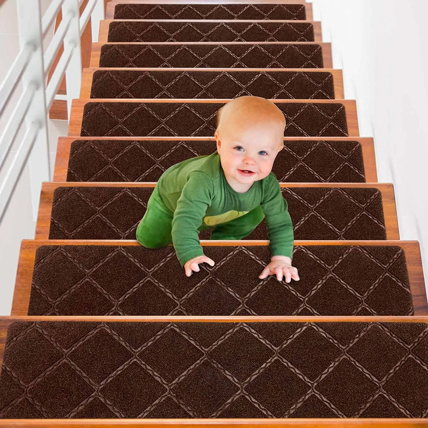 Les marches d'escalier de tapis antidérapantes installent les paniers adhésifs d'escalier pour le tapis moderne tapissé de plancher