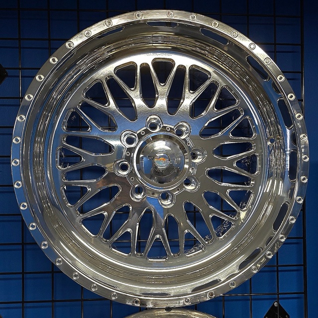 Super Single 24x14 26x14 28x14 28x16 30x14 30x16 H Type 6x5.5 6x139.7 8x6.5 8x170 8x180 Forged Truck Wheels for ford F150 F250