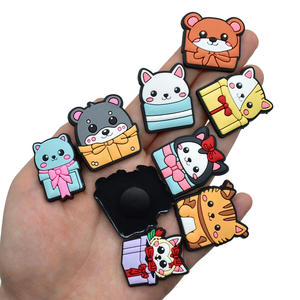 รองเท้าแตะรูปแมวพีวีซีการ์ตูนน่ารักแฟชั่นใหม่ล่าสุดของตกแต่งรูนิ่มของตกแต่งรูปหัวซิลิโคนสำหรับเด็กและผู้ใหญ่ - Product Image 2