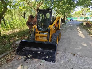 Les faibles heures de travail ont utilisé l'excavatrice Cat 246D 226B 226B2 chargeuse compacte de dérapage de roue CAT 226B avec une grande capacité - Product Image 3