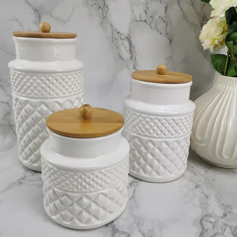 Hete Verkoop Mode Elegante Keuken Accessoires Duurzame Opslag Pot Keramiek Met Houten Cover Opslag Pot Voor Interieur