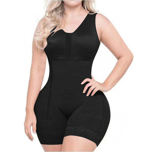 للبيع بالجملة بدلة نسائية بسحاب جانبي فاجات من ملابس داخلية على شكل فاها - Product Image 1