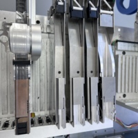 Machine de pose et de retrait de ruban et de récupération de déchets, avec alimentation et rembobinage, contrôlée par PLC