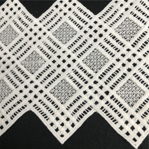 Garniture élégante en dentelle de polyester blanc ivoire de 12cm pour projets de couture et d'artisanat Tissu en dentelle de qualité supérieure 30X10X40 RC1495 - Product Image 3