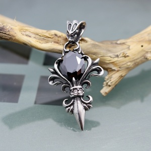 <b>Titanium</b> Steel Ladies Sweater <b>Chain</b> Pendant Pendant,Fashionable and Personalized Stainless Steel Retro Diamond Pendant for Women - Product Image 6